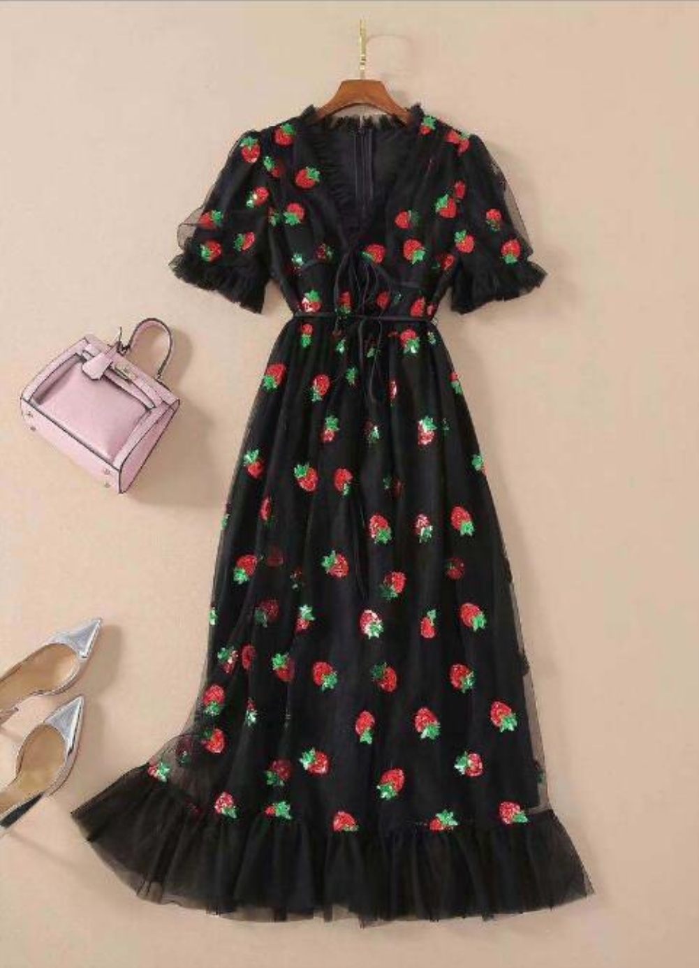 Strawberry dress black Clearance
