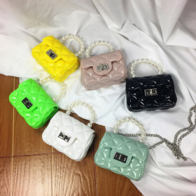 Lingge pearl chain bag jelly small bag