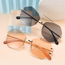 Irregular rimless Sunglasses