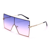Large frame, one-piece sunglasses, square Sunglasses