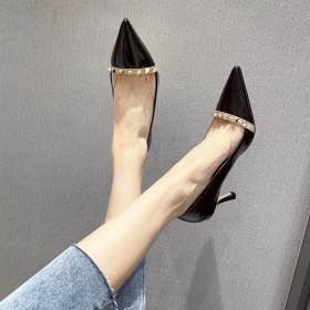 Pointed, shallow mouth, rivet, color matching, patent leather, thin high-heeled single shoes