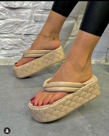 Thick high heels, toe clip, herringbone slippers, willow nails, sandals