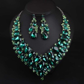 Green crystal, necklace, earrings, suit, Africa, necklace, dress, dinner, accessories