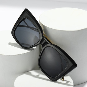 Large frame sunglasses, retro, candy color contrast, Y2K Sunglasses