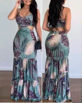 Leaf print, slim dress