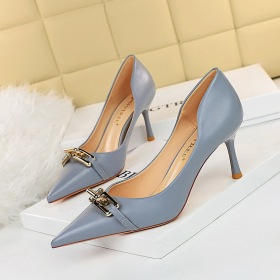 Thin heels, high heels, shallow mouth, pointed end, hollowed out, metal buckle, high heels