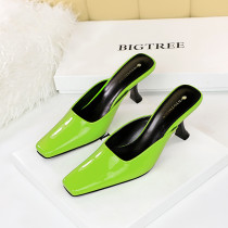 High heel, square head, shallow mouth, bright face, patent leather Baotou slippers