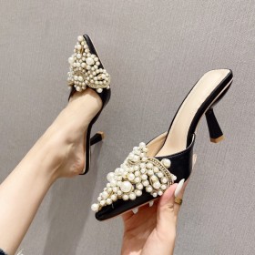 Pointed toe, pearl, low heel Baotou shoes