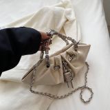 Pleats, cloud bag, chain, portable messenger bag