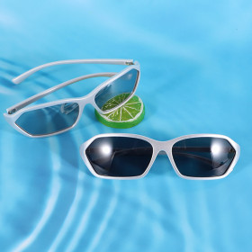Y2K sunglasses, black sunglasses
