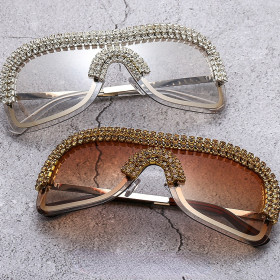 Diamond studded sunglasses Onepiece metal rimmed punk sunglasses