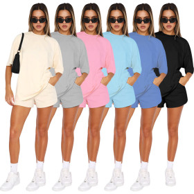 Polyester cotton solid color round neck pullover medium sleeve top casual shorts
