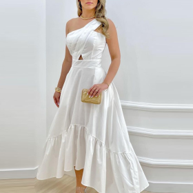 Diagonal shoulder classic white dress