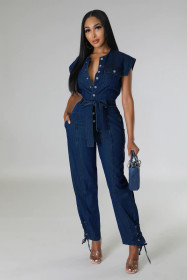 Solid denim pocket belt with corneye strap casual jumpsuit