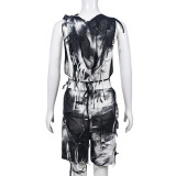 Beggar's fabric hollowed out pile neck short sleeveless hooded jumpsuit