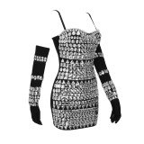 Fashionable sleeves, rhinestones, low cut camisole dress Stage costumes