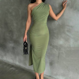 Solid Color Single Shoulder Sleeveless Pleated Slit Dress