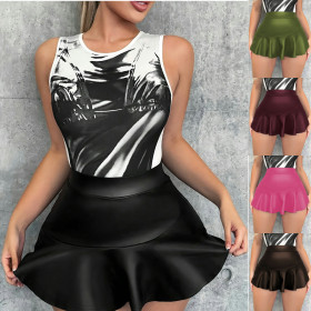 Solid Color Pleated Buttocks Skirt