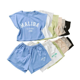 Round Necked Pullover Lettered Sports Shorts Set
