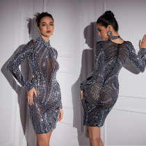 V-neck Long Sleeved Short Dress
