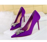 Silk Shallow Mouth Pointed Metal Rhinestone Bow Single Shoes