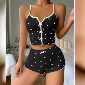 Heart Print Contrasting Color Home Suit with Front Slit Suspender Pajama Set