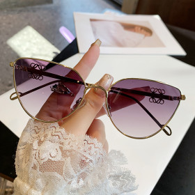 Versatile Metal Sunglasses