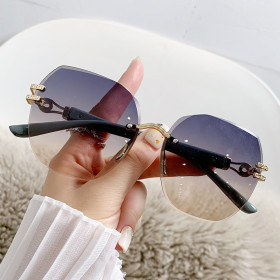 Rimless Cut Edge Sunglasses Large Frame Glasses