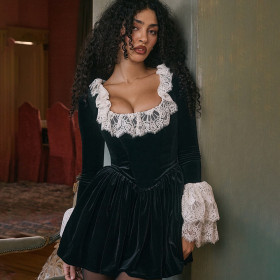 Spliced ​​lace Square Neck Long-sleeved High-waisted Dress