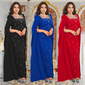 Elegant Dress with Cloak Sleeves on the Rear Slit