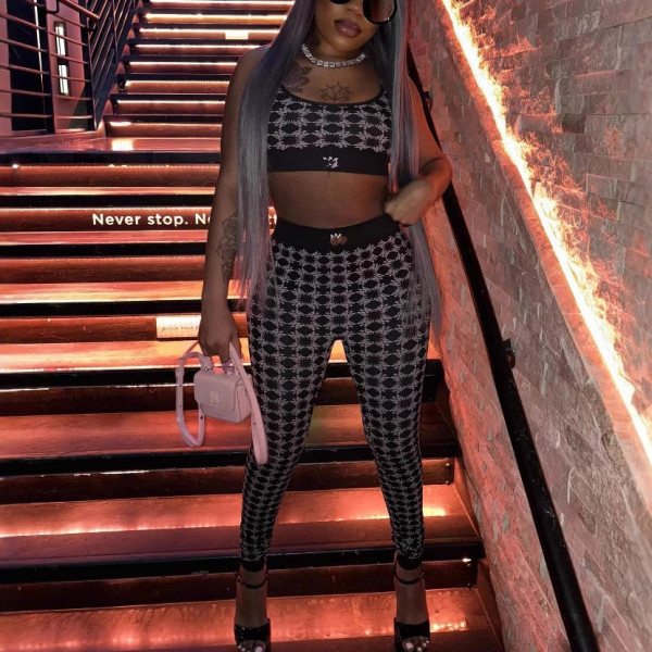 Fashionable Vest Trousers Suit