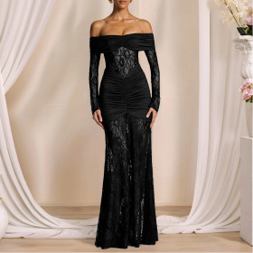 Lace Spliced ​​one-length Neck Shoulderless Long Sleeve Hip-covered Dress