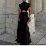 Sexy Navel-baring Hottie’s Butt-covering Pleated Long Skirt