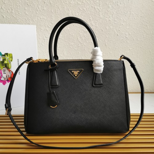 Prada プラダ トートバッグ メンズランキング新作海外通販 Prada プラダ トートバッグ メンズランキング新作海外通販