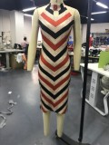 Mature Wavy Striped Scoop Midi Dress
