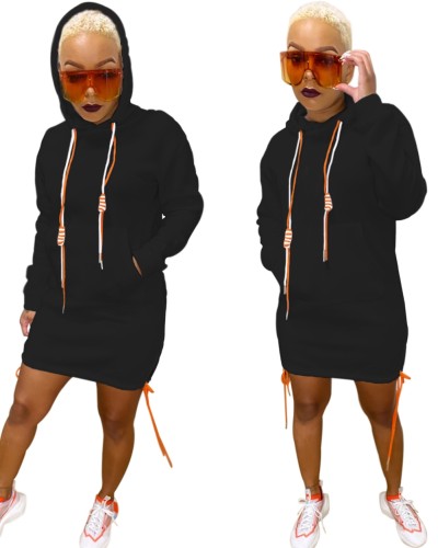 Einfarbiges Langarm-Hoodie-Kleid mit Taschen