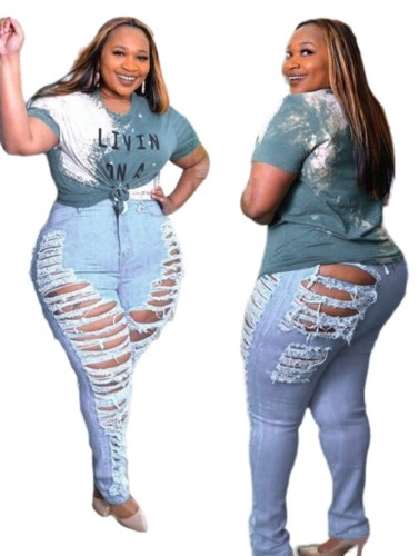 Plus Size Spring High Waist Washed Hellblaue Jeans mit Riss