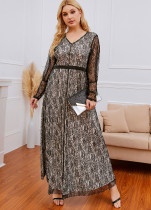 Plus Size Black Lace Langarm Langarm V-Ausschnitt Langes Abendkleid