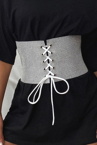 Cinturón de cintura con cordones y cuentas de moda