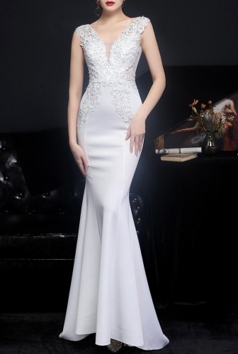 Summer White Lace Upper Sleeveless V-Neck Mermaid Wedding Bridal Dress