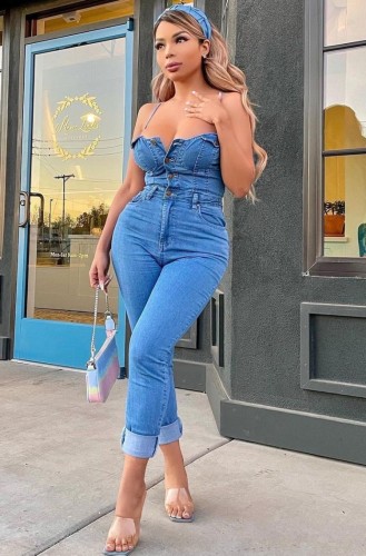 Tuta di jeans attillata con cinturino blu sexy casual estivo