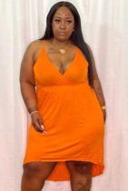 Vestido corto con cuello halter naranja informal de talla grande de verano
