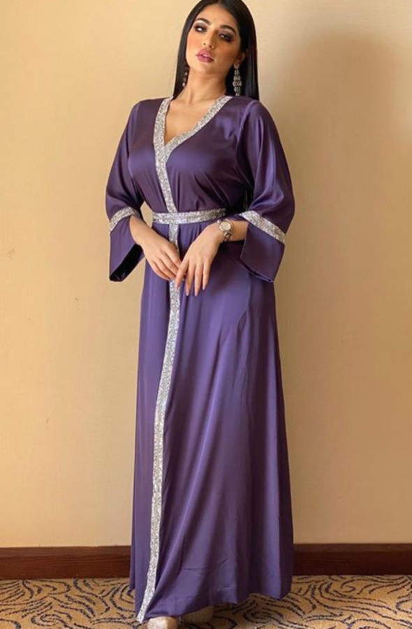 Árabe Dubai Árabe Oriente Medio Turquía Marruecos Ropa islámica Kaftan Abaya Vestido musulmán bordado Púrpura