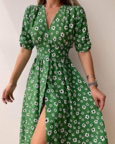 Vestido largo de manga corta con cuello en V verde de flores de verano