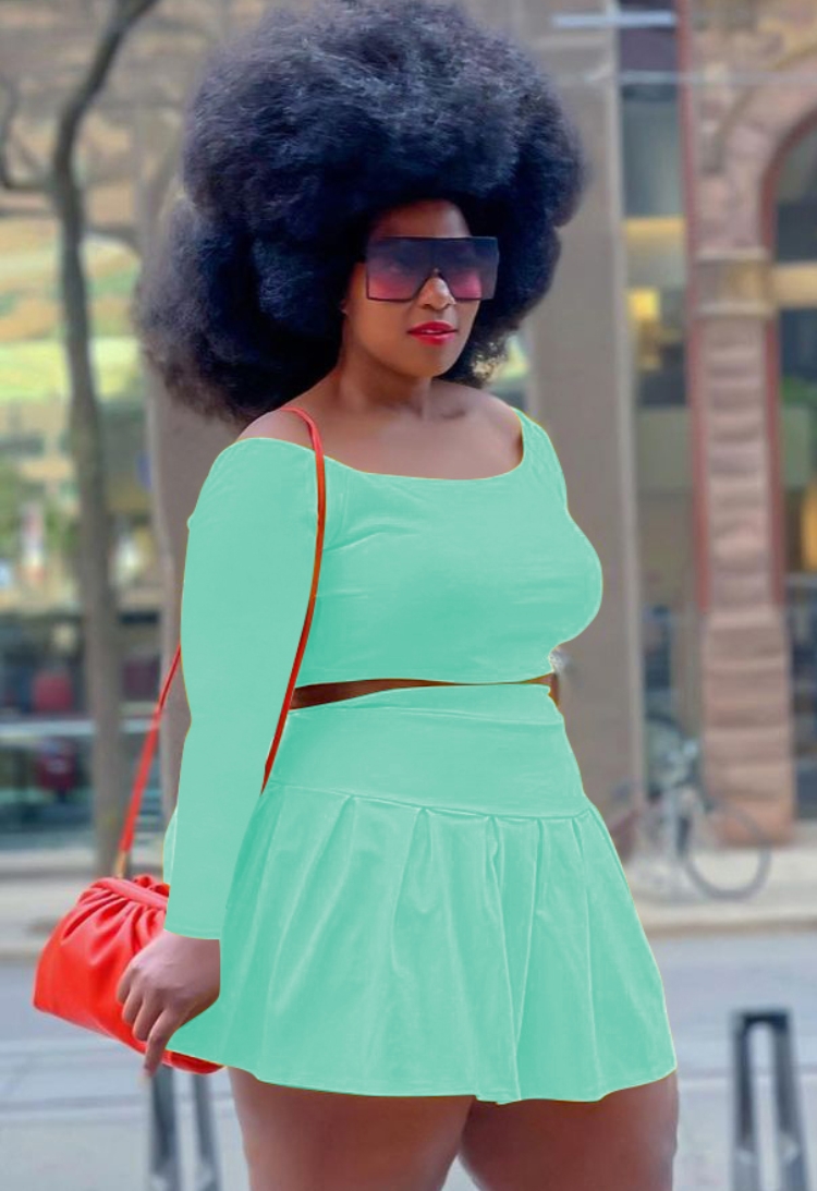 Wholesale Fall Plus Size Green Crop Top and Pleated Skirt Set Global