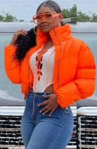Winter Orange Kurzer Daunenmantel mit Reißverschluss und Rollkragen
