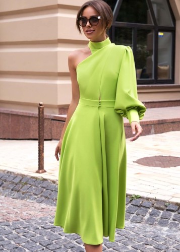 Sonbahar Resmi Yeşil Tek Kol Uzun Patenci Elbisesi