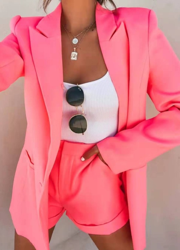 Conjunto de dos piezas de chaqueta y pantalón corto profesional color rosa otoñal
