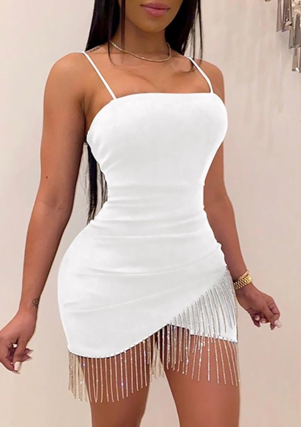 Vestido de festa em envoltório com franja branca de verão