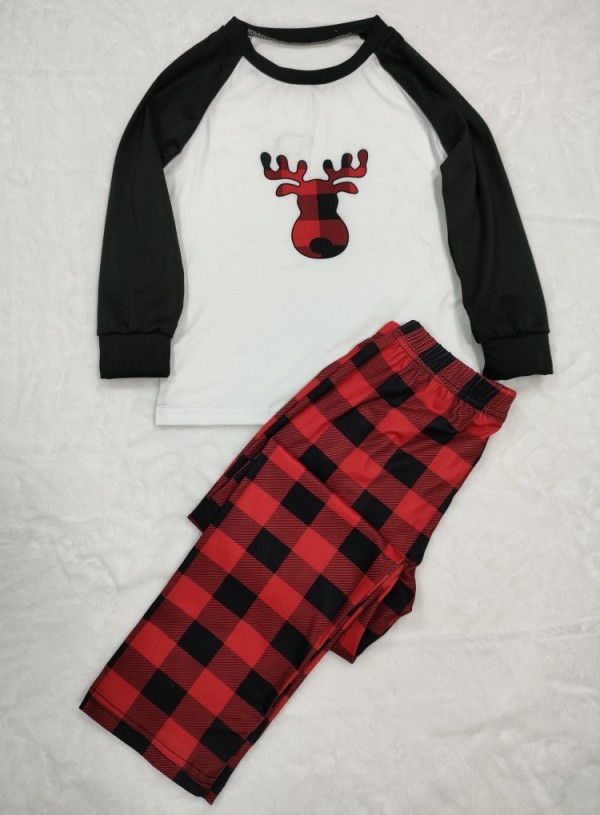Winter Deer Print Plaid Sleeping Christmas Family Mother Pajama Set